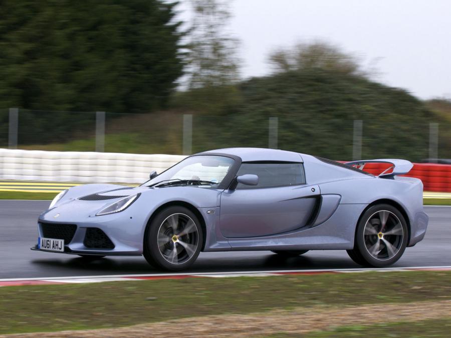  Lotus Exige S 2011 года  (UK) (фото 8 из 11)
